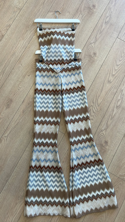Zigzag Tie Top & Flared Pant Set / IN STOCK